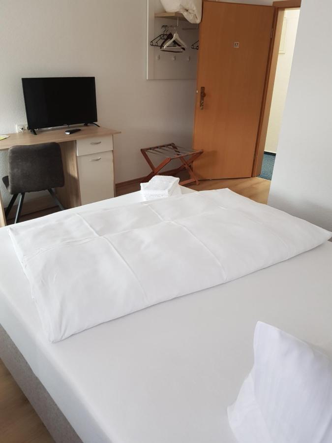 Hotel Zur Altstadt Calbe Ngoại thất bức ảnh