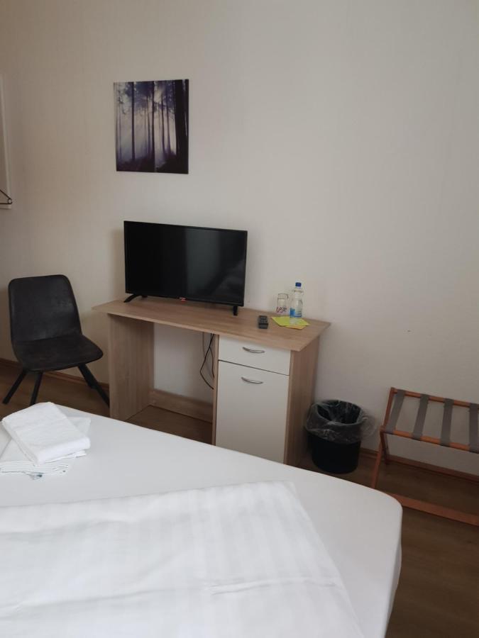 Hotel Zur Altstadt Calbe Ngoại thất bức ảnh