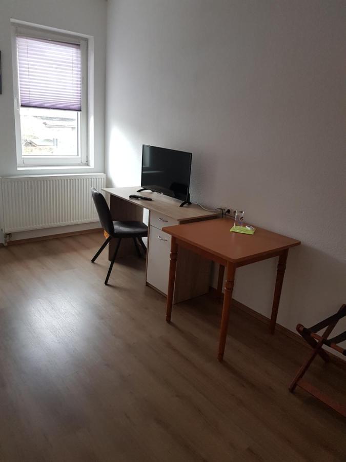 Hotel Zur Altstadt Calbe Ngoại thất bức ảnh